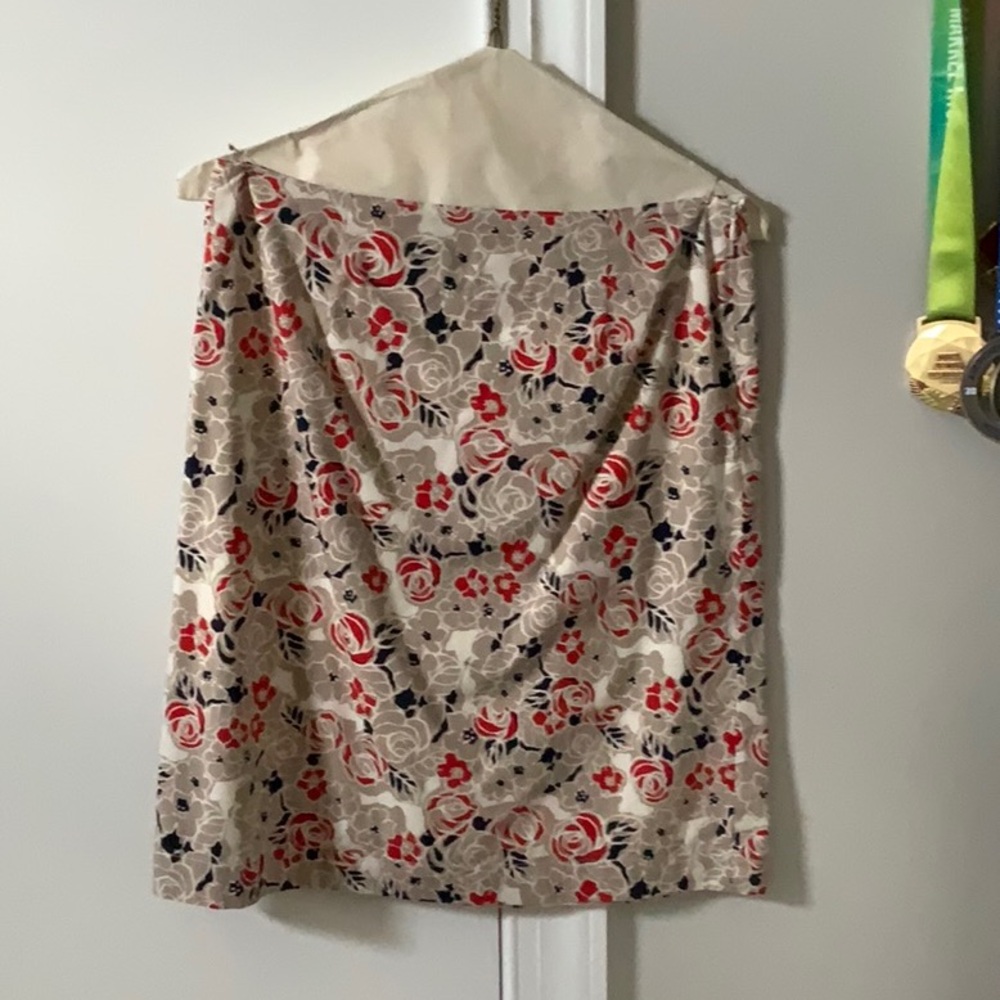 Floral Print Skirt - Red and Black